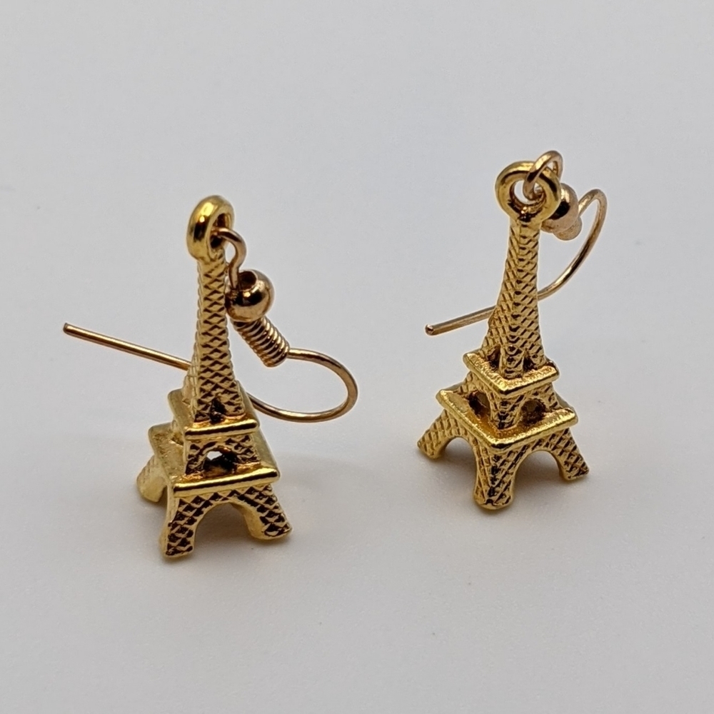 Eiffel tower gold drop earrings - Picture 2 of 7